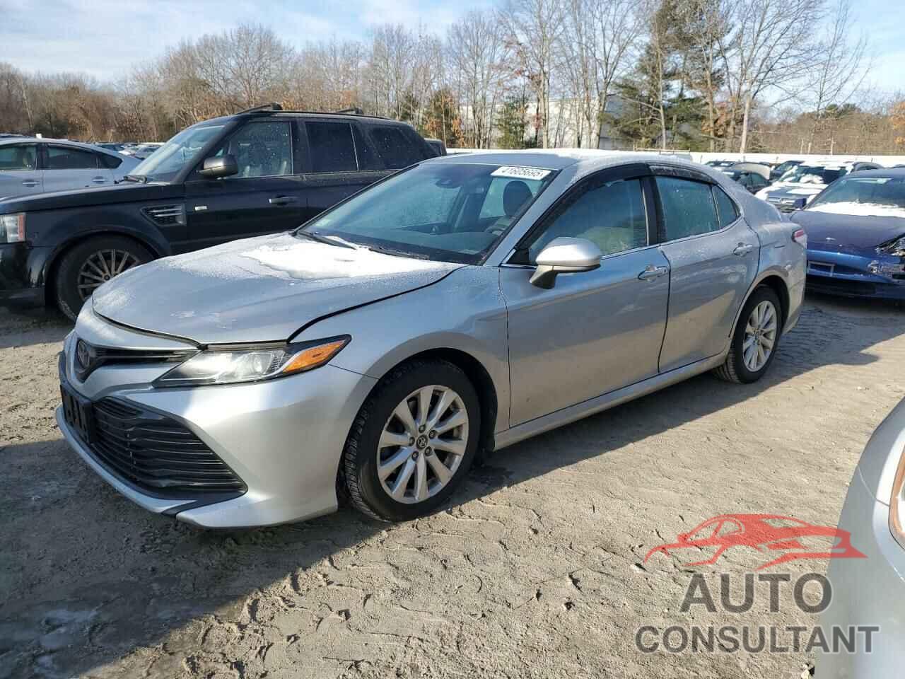 TOYOTA CAMRY 2018 - 4T1B11HK0JU648025