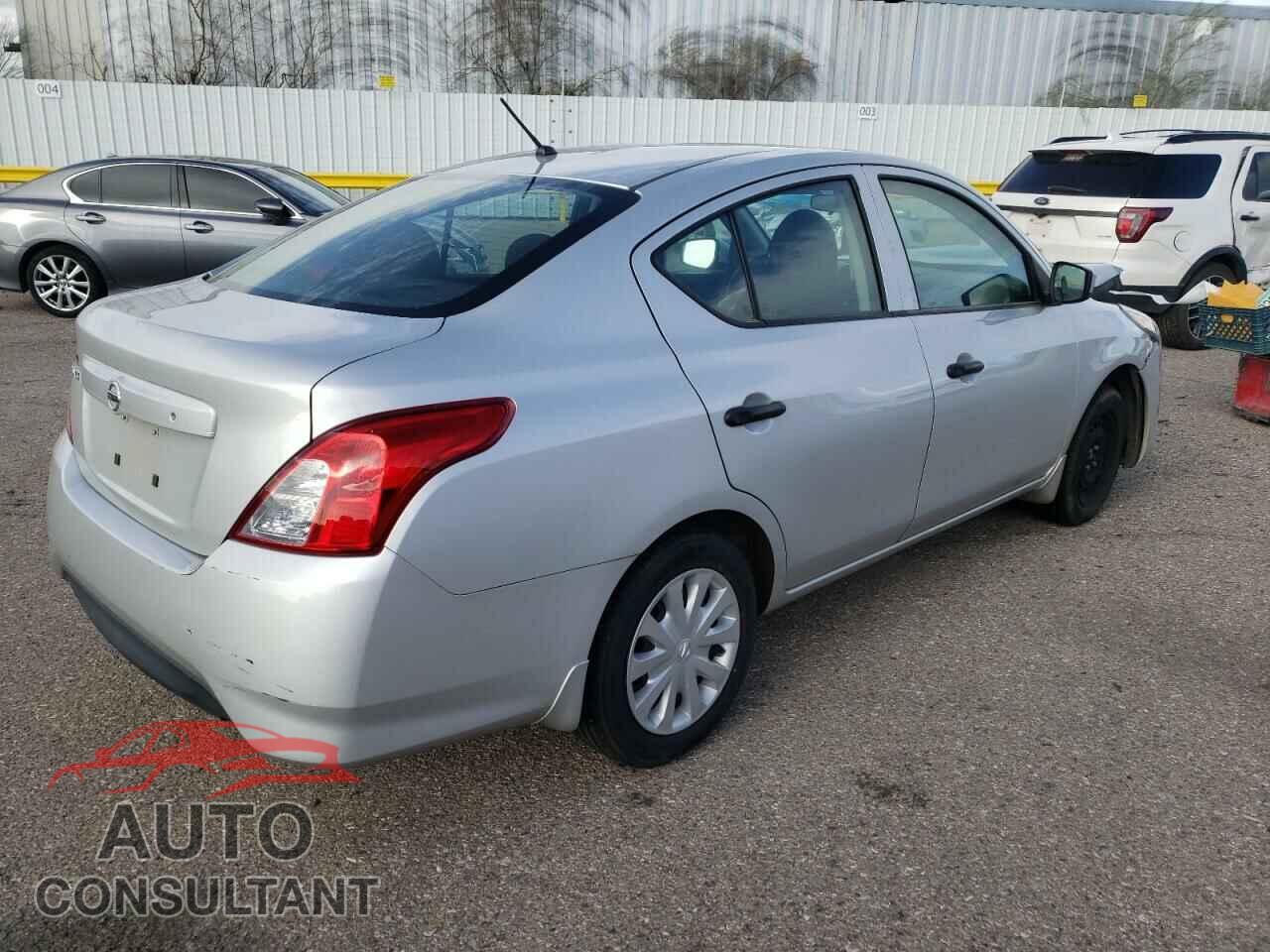 NISSAN VERSA 2017 - 3N1CN7AP3HL863041