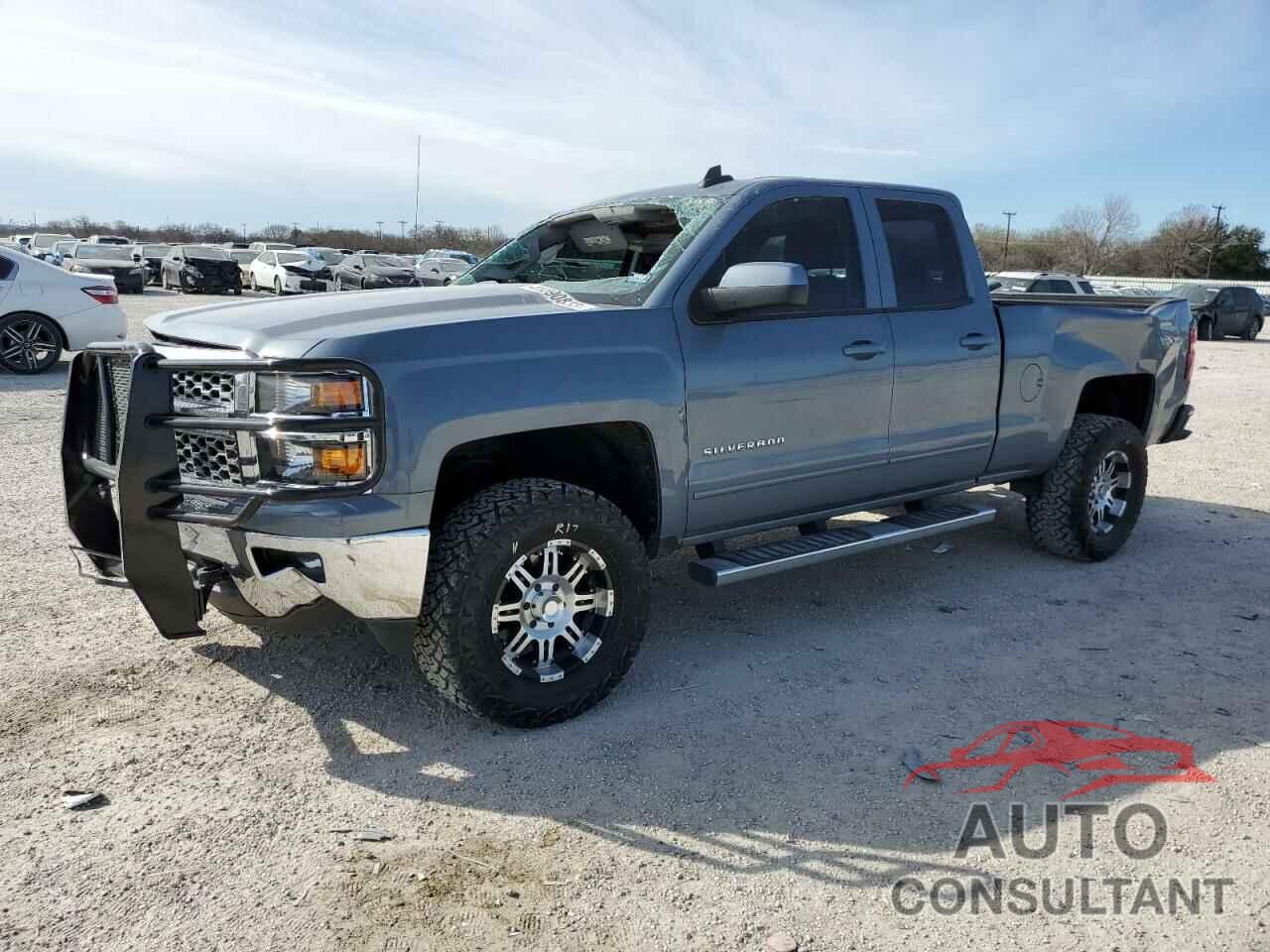 CHEVROLET SILVERADO 2015 - 1GCVKREC8FZ341772