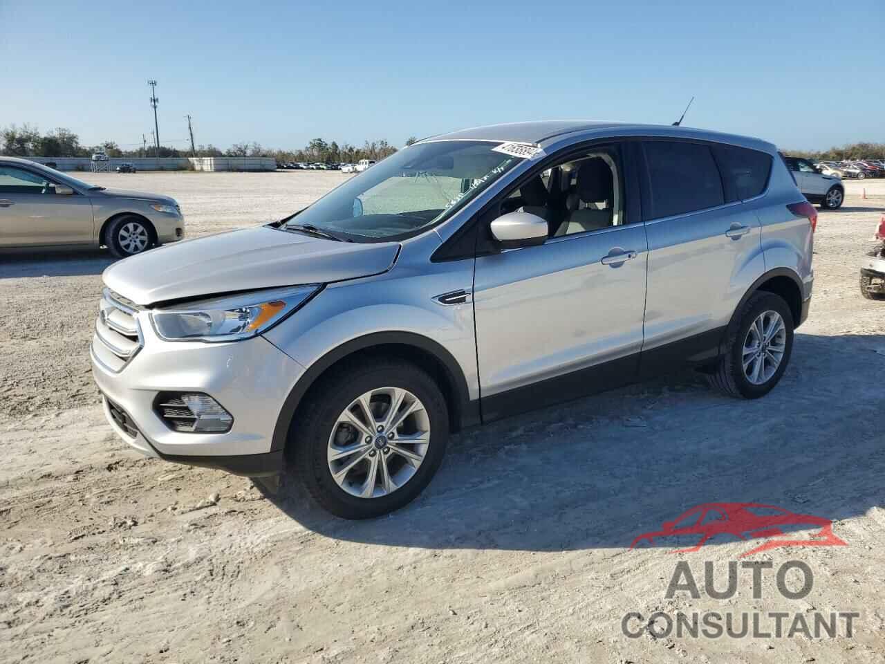 FORD ESCAPE 2019 - 1FMCU0GD0KUB48151