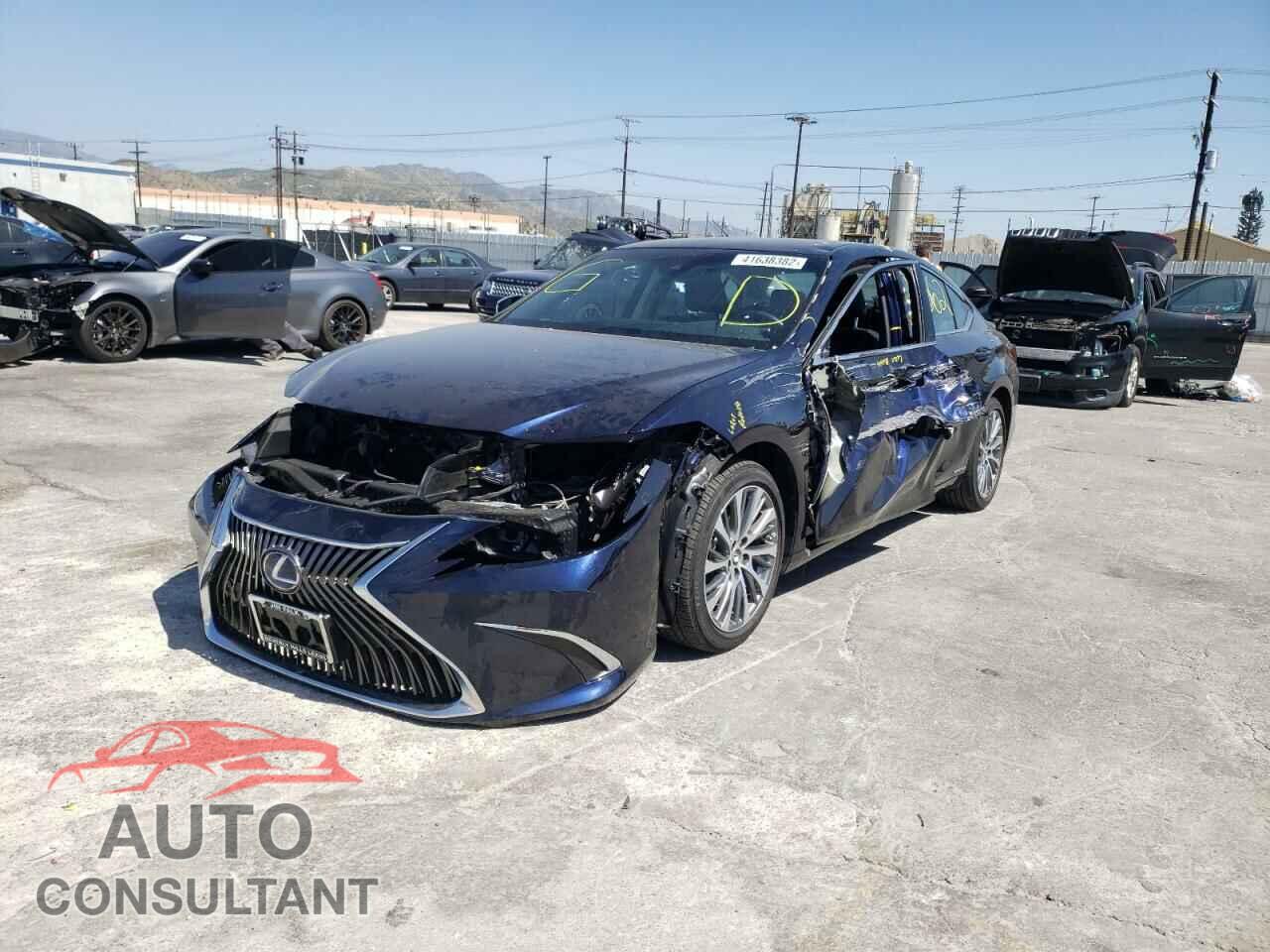 LEXUS ES300 2020 - 58AD21B1XLU012133