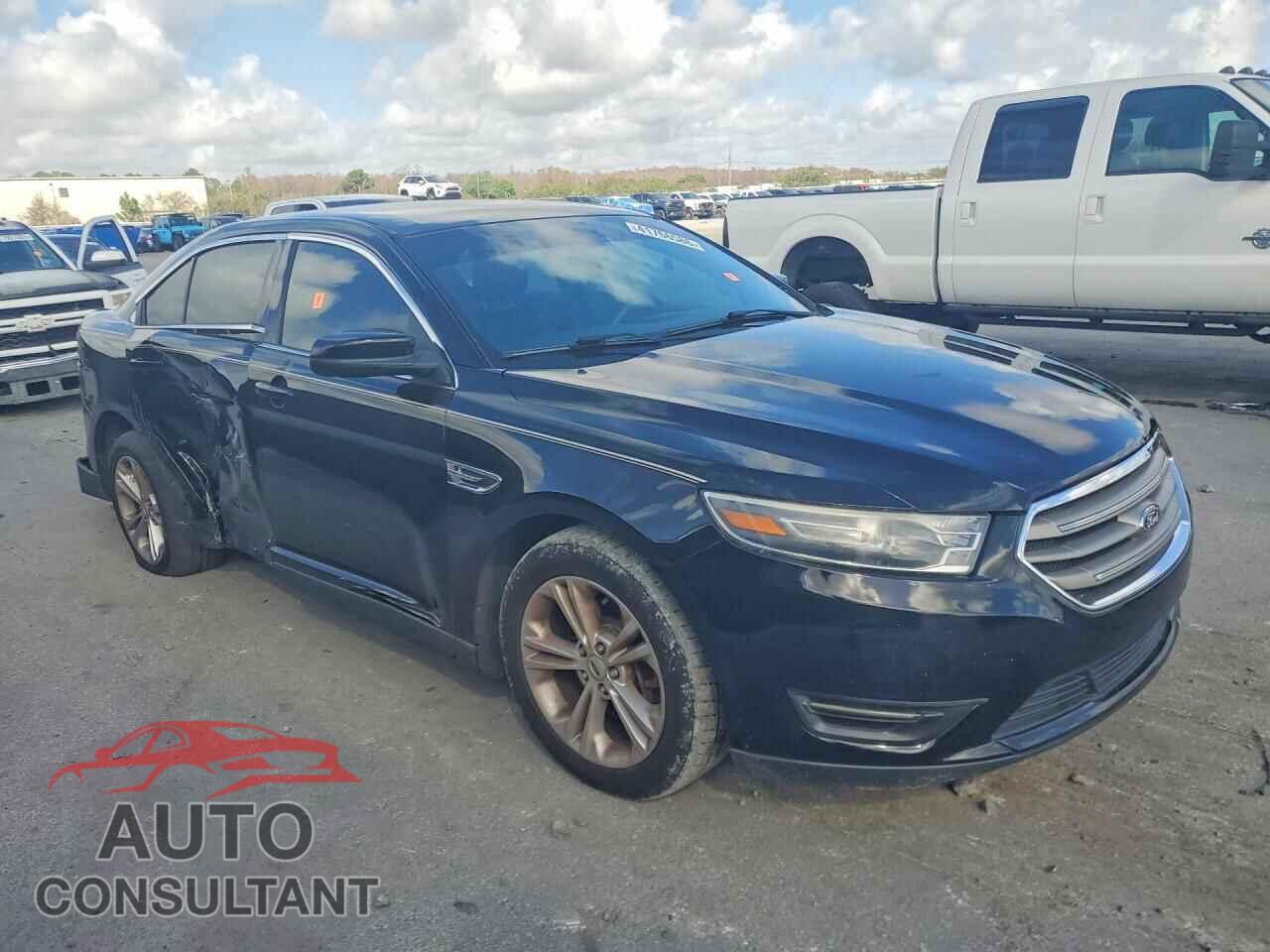 FORD TAURUS 2017 - 1FAHP2E83HG112020