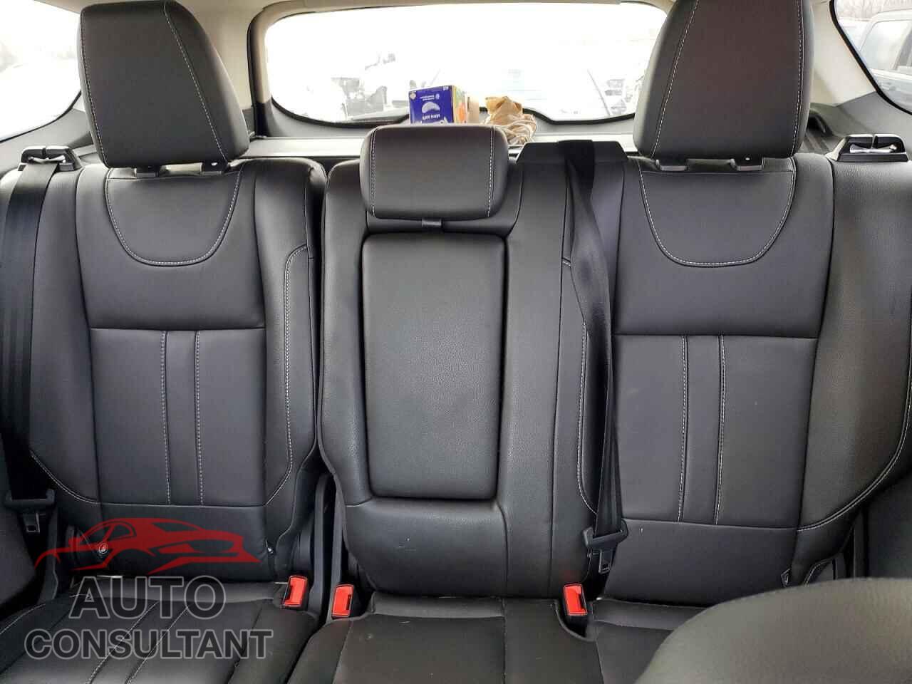 FORD ESCAPE 2013 - 1FMCU9J97DUA77607