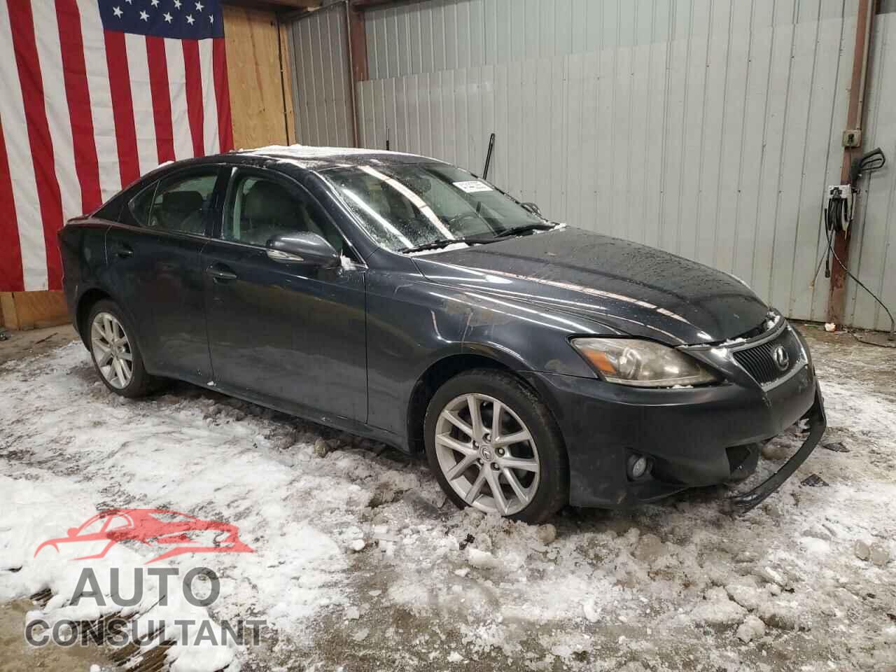 LEXUS IS 2011 - JTHCF5C23B5048912
