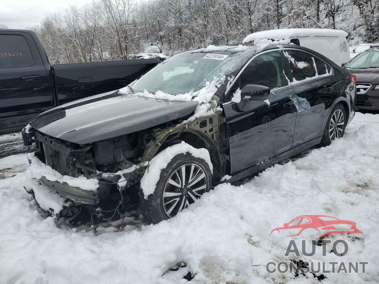 SUBARU LEGACY 2019 - 4S3BNAB60K3030831