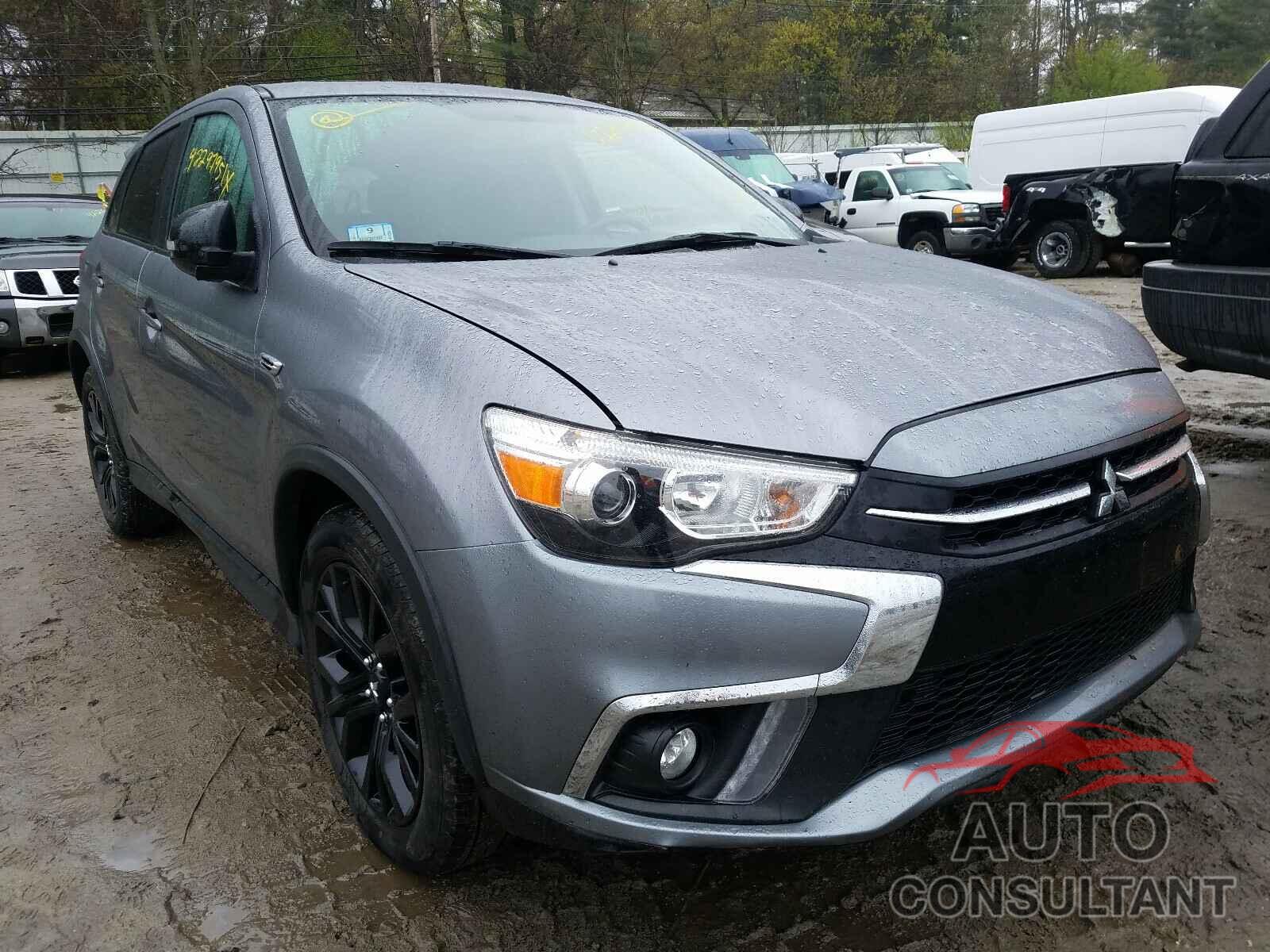 MITSUBISHI OUTLANDER 2019 - JA4AR3AU6KU017579