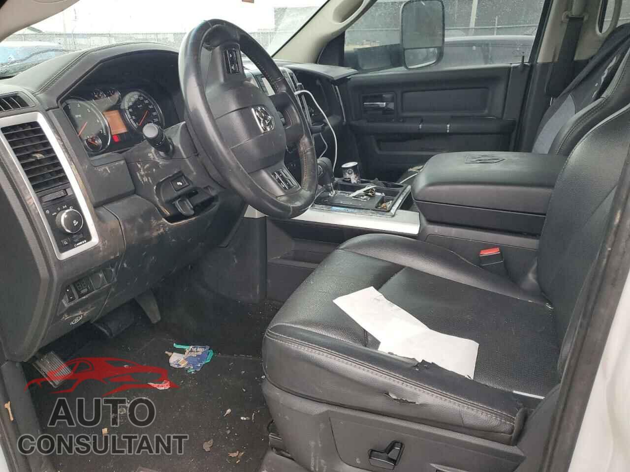 DODGE RAM 1500 2012 - 1C6RD7MT0CS111124