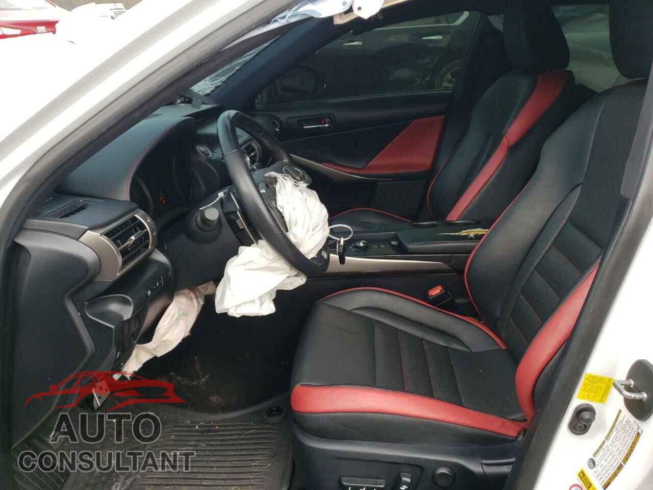 LEXUS IS 2015 - JTHCF1D22F5024677