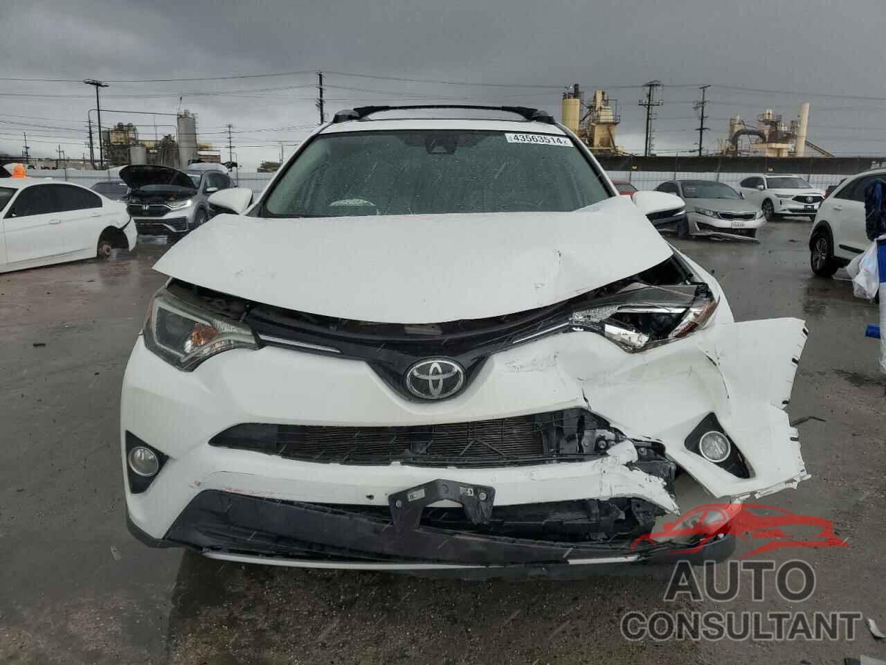 TOYOTA RAV4 2017 - JTMWFREVXHD102122