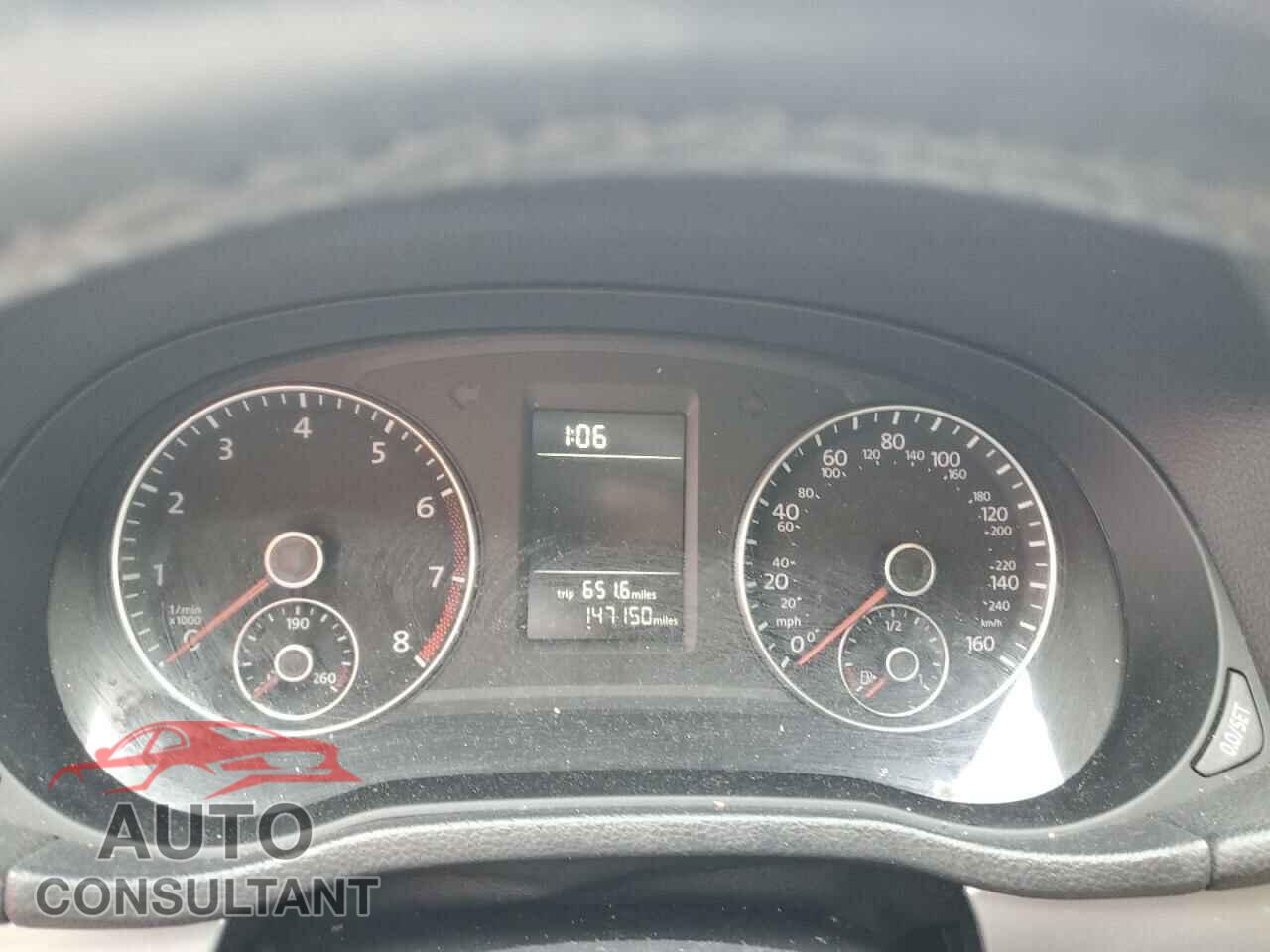 VOLKSWAGEN PASSAT 2015 - 1VWAT7A38FC094355