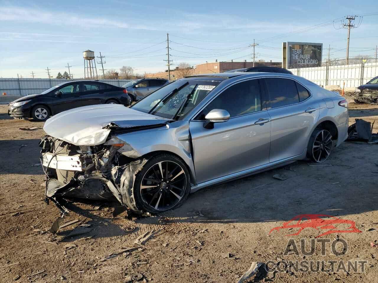 TOYOTA CAMRY 2018 - 4T1B61HK5JU101334