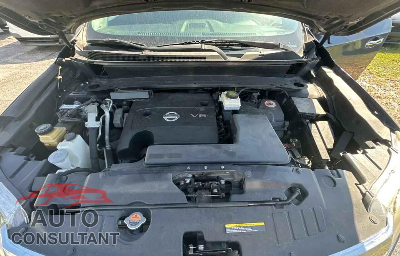 NISSAN PATHFINDER 2014 - 5N1AR2MN4EC699131