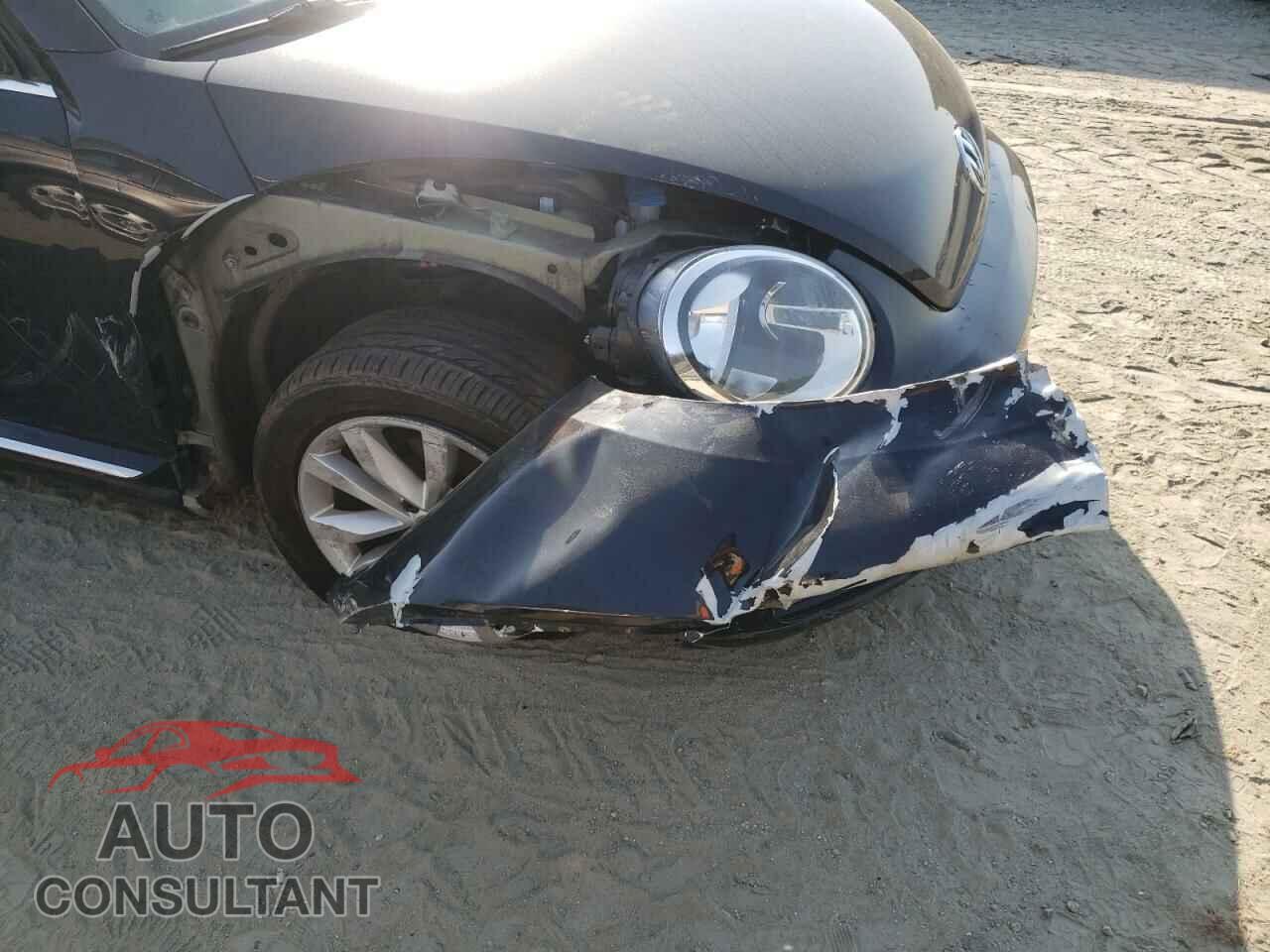 VOLKSWAGEN BEETLE 2017 - 3VW517AT1HM816340