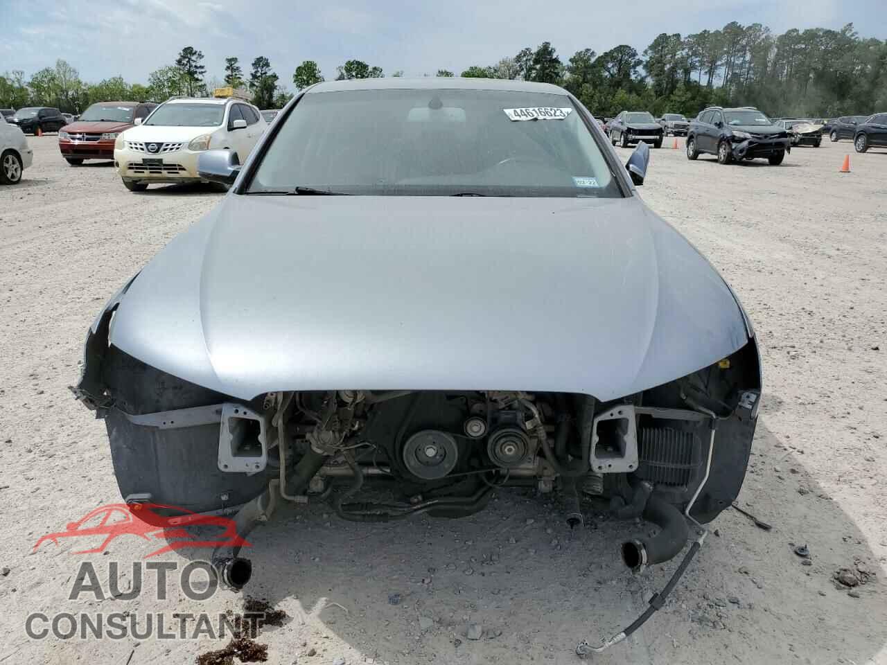 AUDI A4 2015 - WAUEFAFL9FN036712