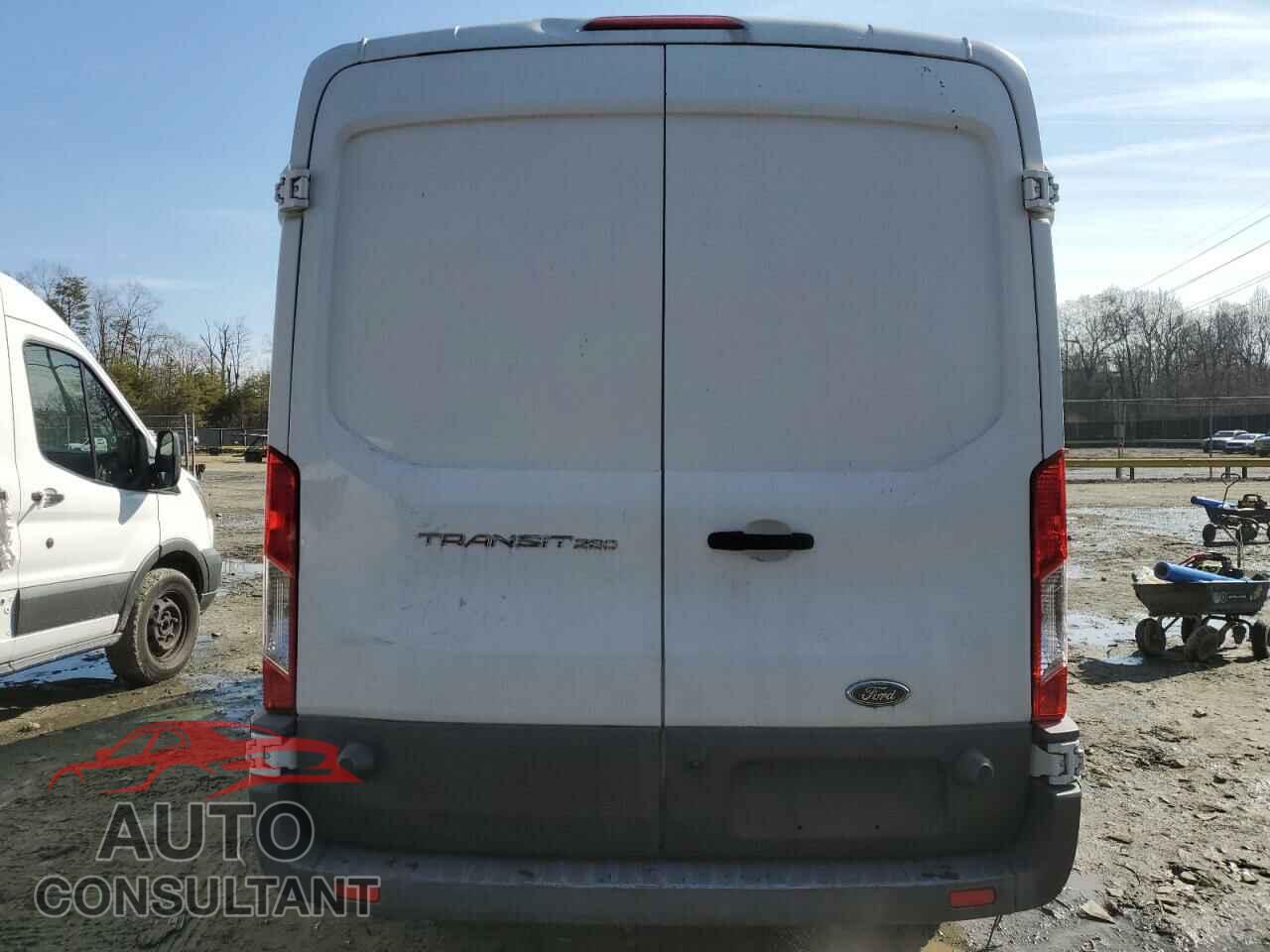 FORD TRANSIT 2016 - 1FTYR2CM5GKB15310