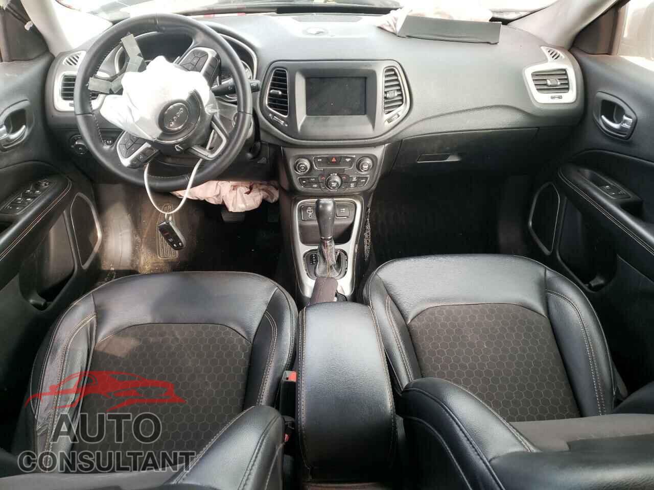 JEEP COMPASS 2019 - 3C4NJCBB8KT854971
