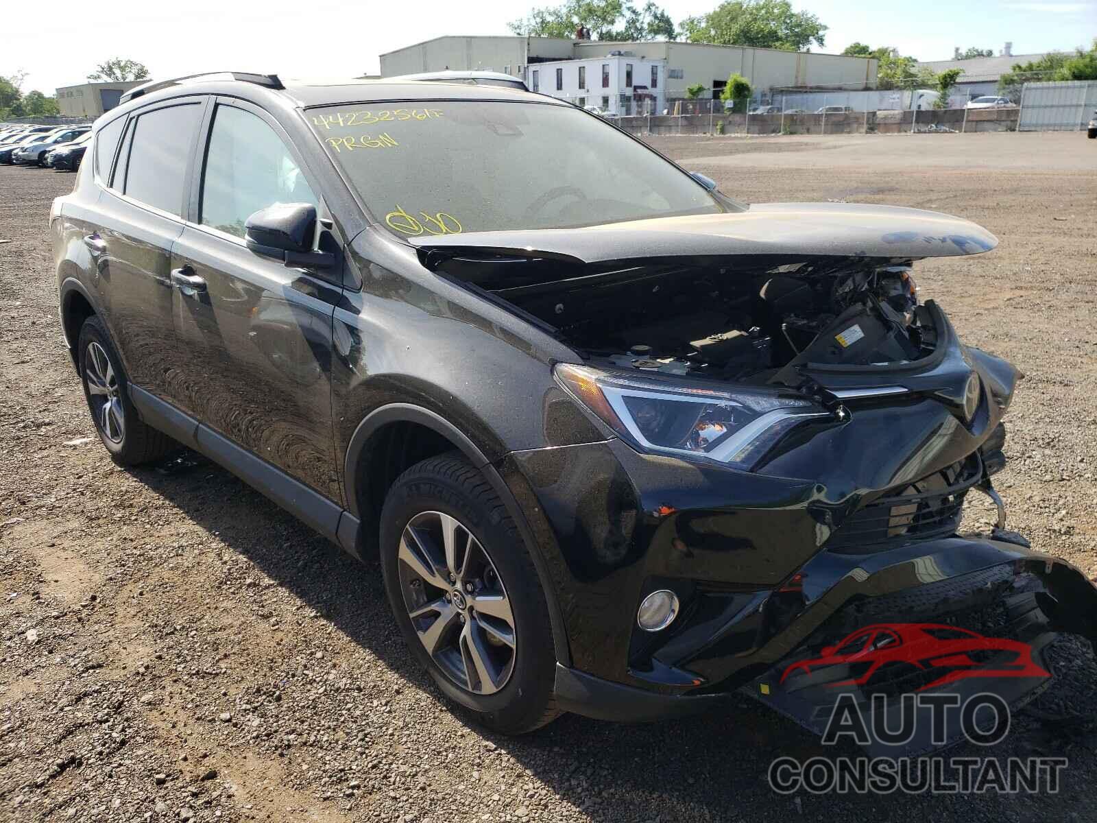 TOYOTA RAV4 2017 - 2T3RFREV2HW612268