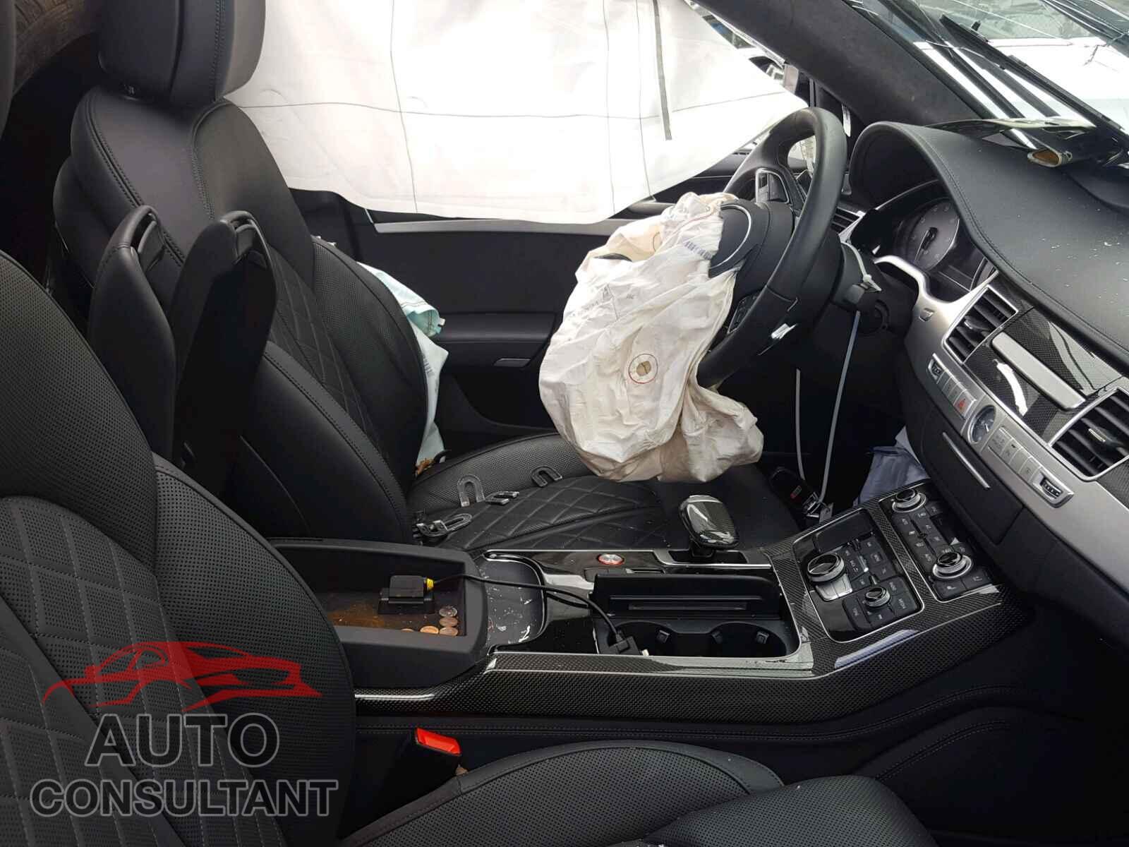 AUDI S8 2016 - WUAJ5AFD9GN900465