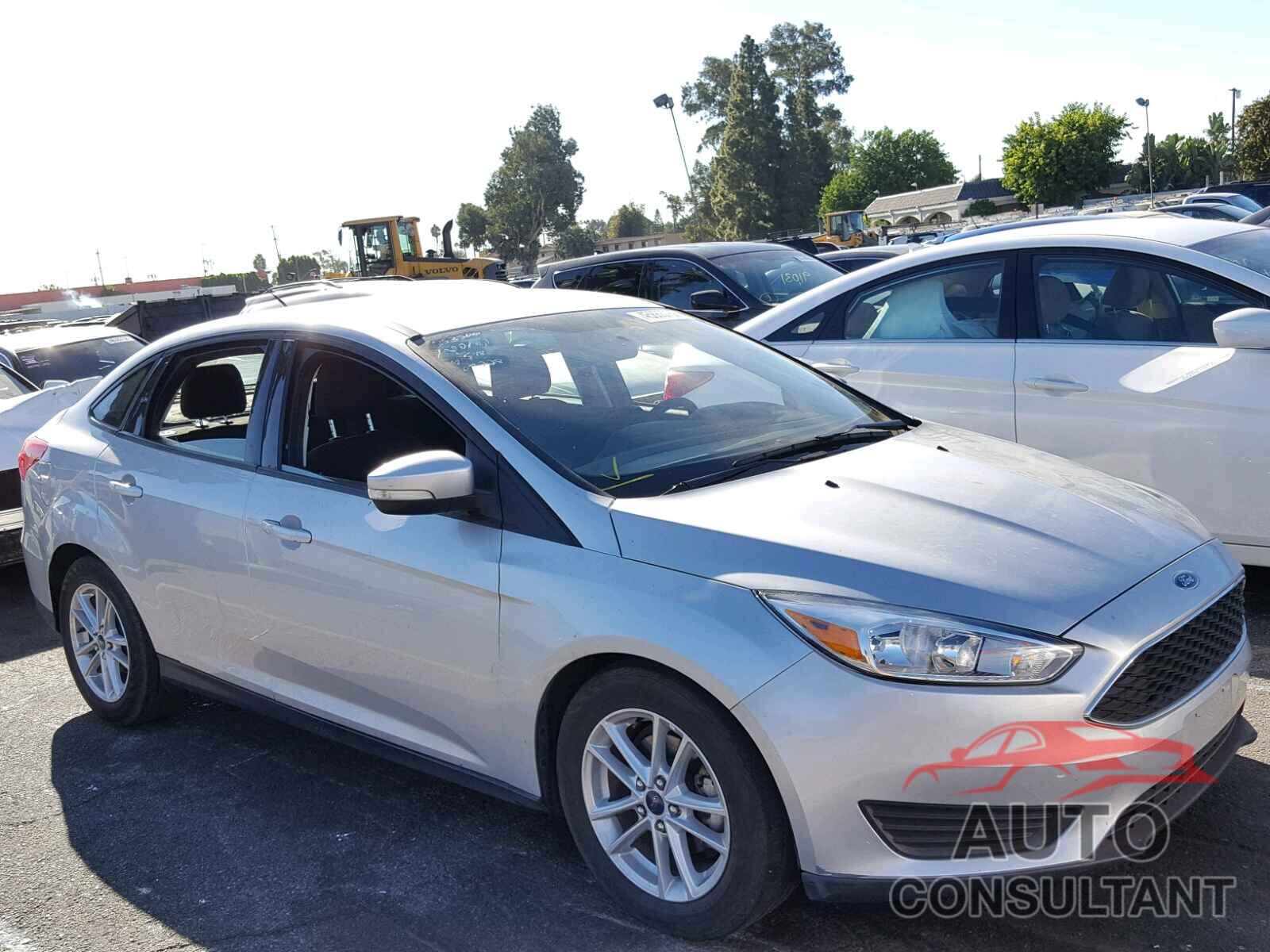 FORD FOCUS 2016 - 1FADP3F22GL271695