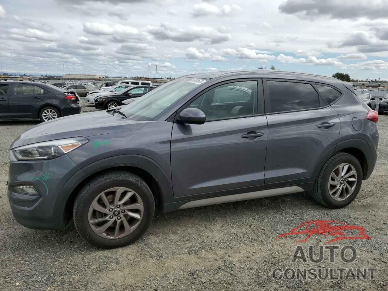 HYUNDAI TUCSON 2018 - KM8J33A40JU690174