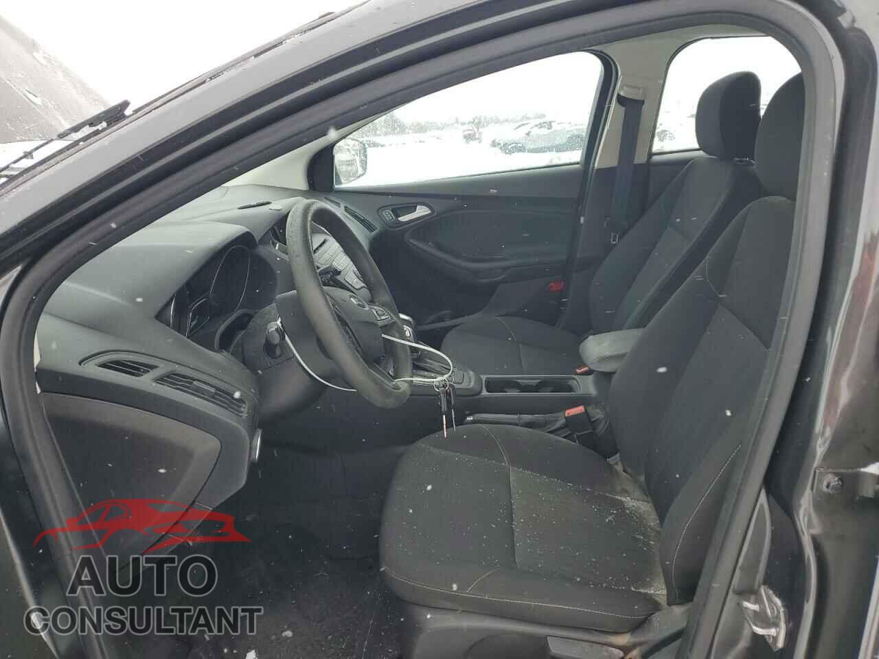 FORD FOCUS 2016 - 1FADP3F21GL323124