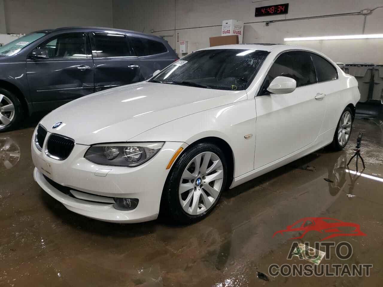 BMW 3 SERIES 2012 - WBAKE3C5XCE770505