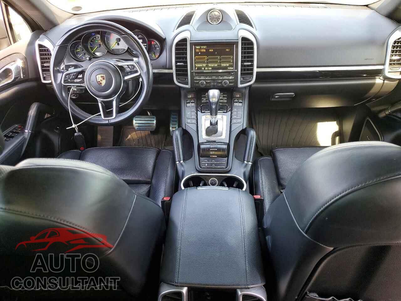 PORSCHE CAYENNE 2016 - WP1AE2A25GLA61725