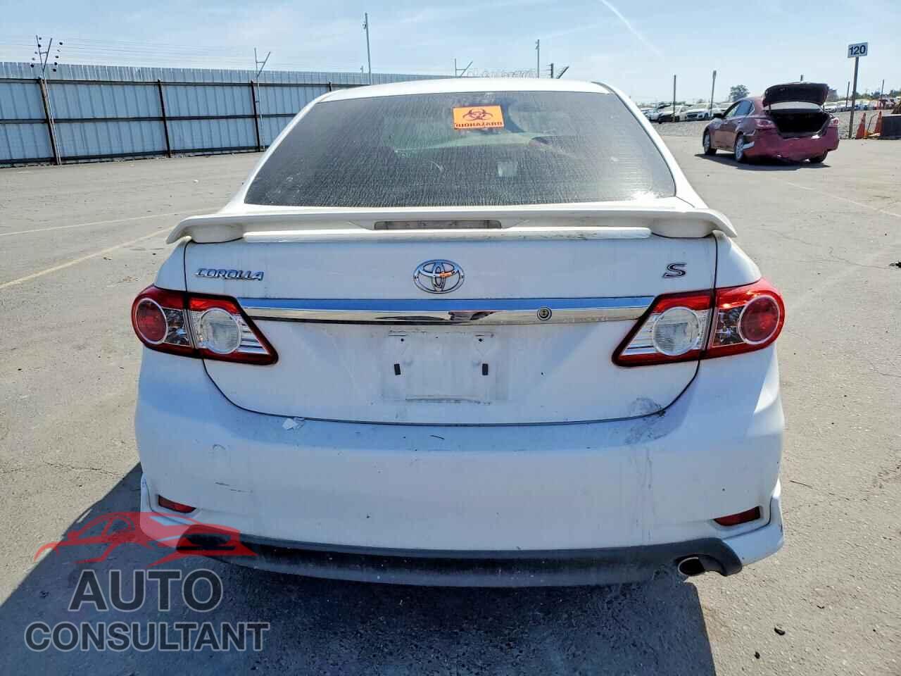 TOYOTA COROLLA 2013 - 2T1BU4EE5DC004579