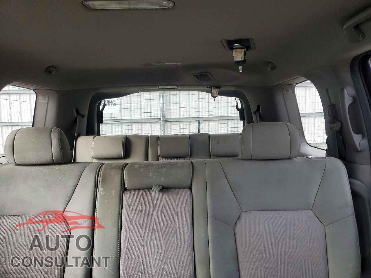 HONDA PILOT 2010 - 5FNYF4H4XAB017066