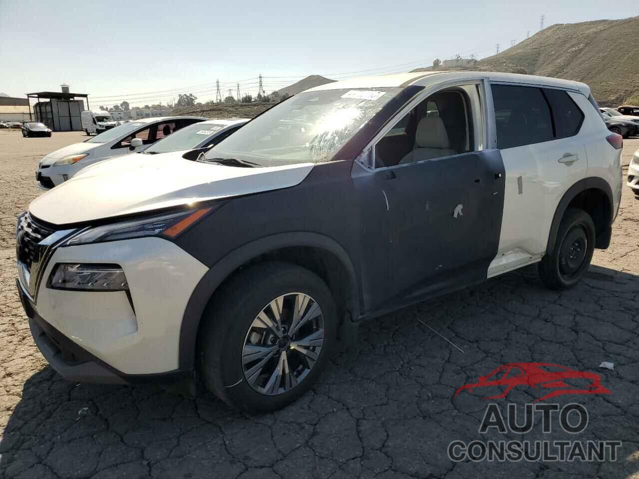 NISSAN ROGUE 2021 - 5N1AT3BA1MC830635