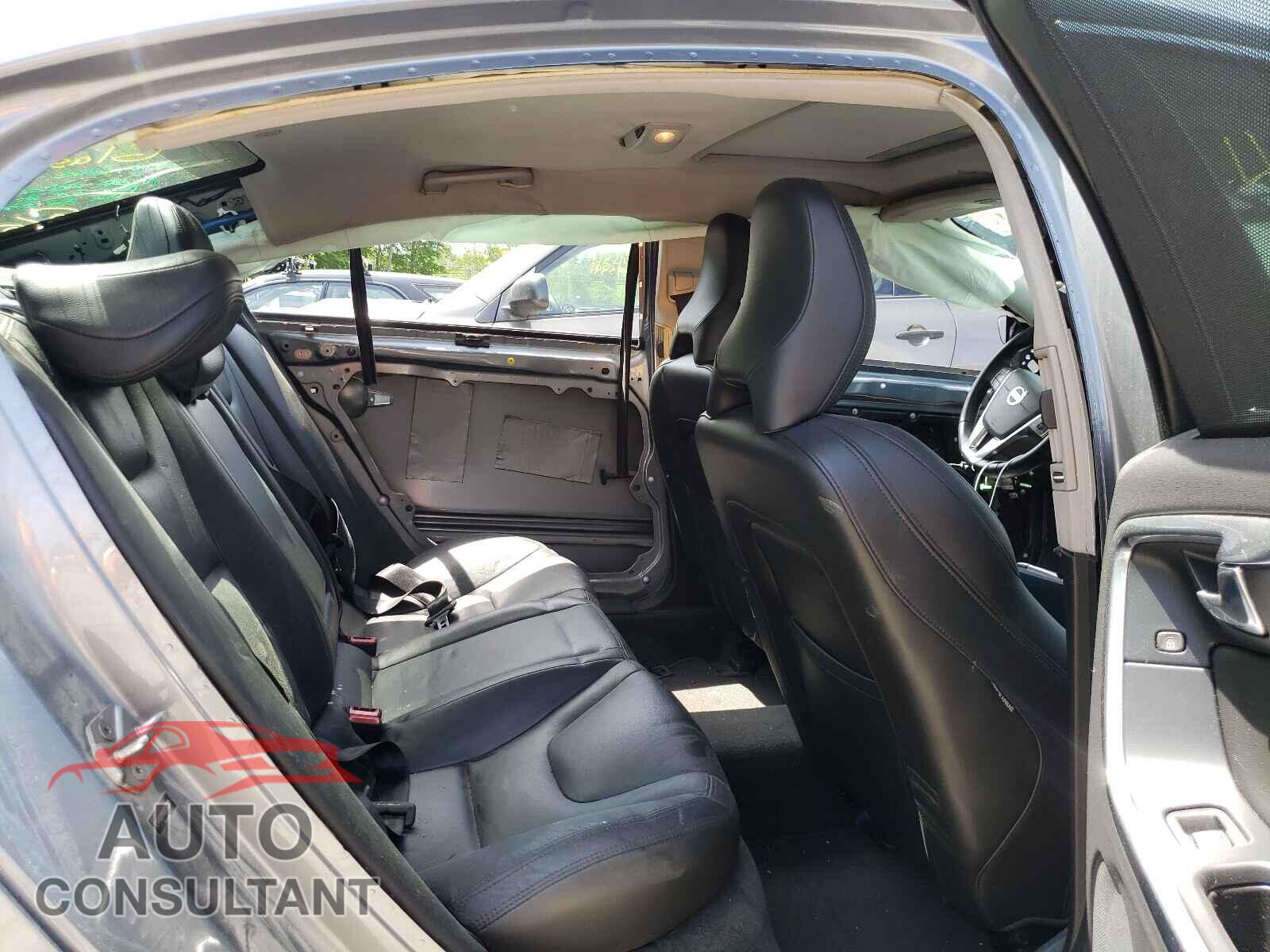 VOLVO S60 2017 - LYV402HM8HB138081
