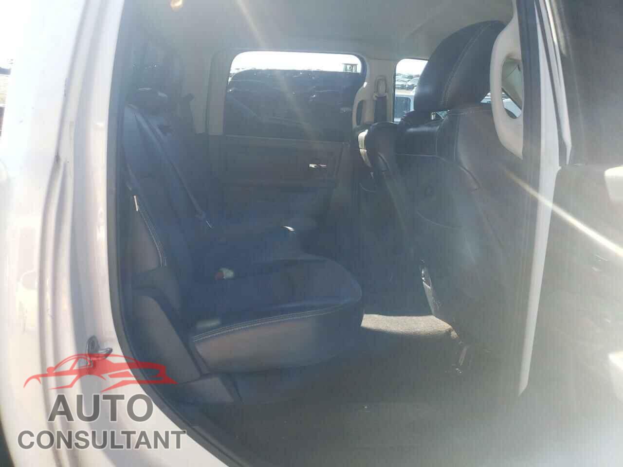 DODGE RAM 1500 2012 - 1C6RD7MT4CS315005