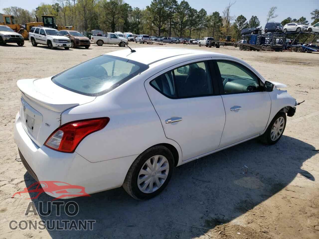 NISSAN VERSA 2019 - 3N1CN7APXKL821148