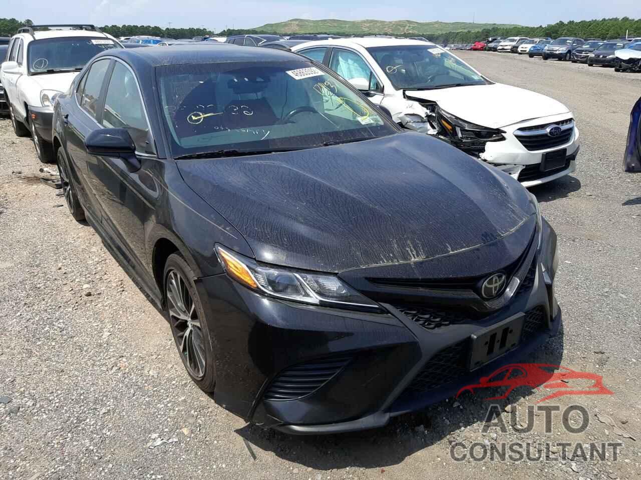 TOYOTA CAMRY 2018 - 4T1B11HK7JU121437