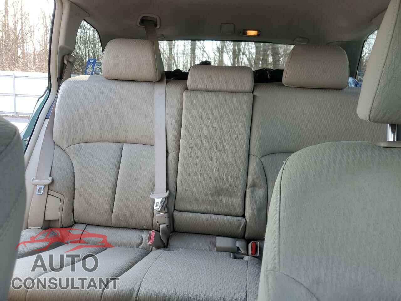 SUBARU OUTBACK 2010 - 4S4BRBGC8A3339580