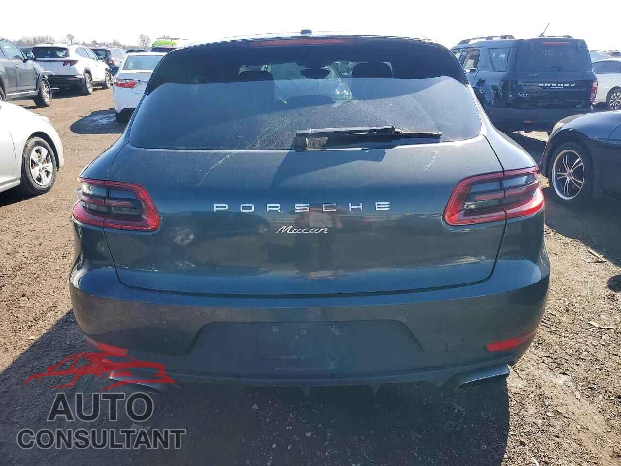 PORSCHE MACAN 2018 - WP1AA2A55JLB05770