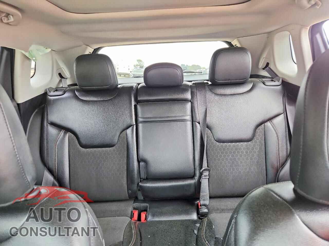 JEEP COMPASS 2017 - 3C4NJCBBXHT661357