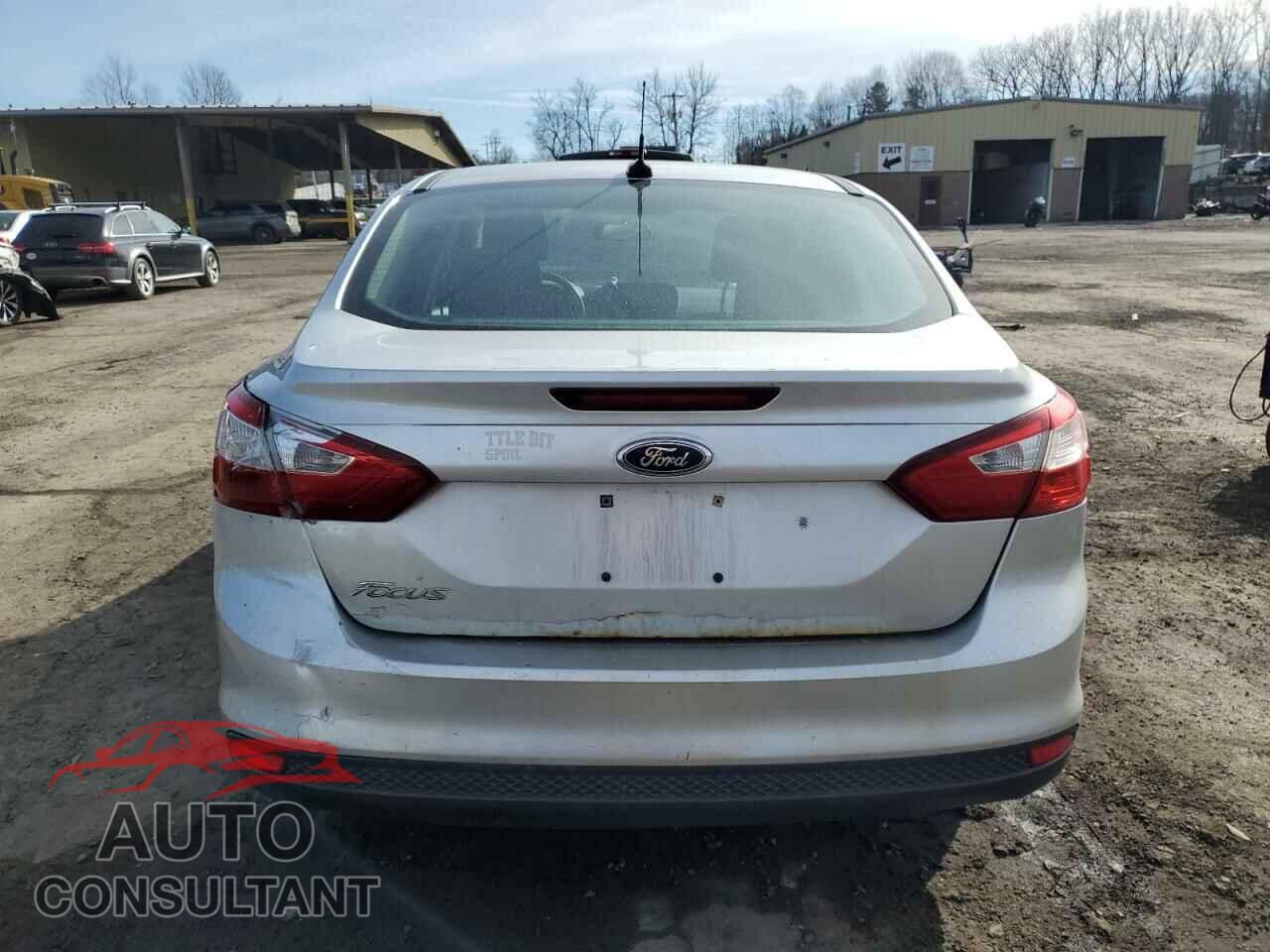 FORD FOCUS 2014 - 1FADP3E23EL459236