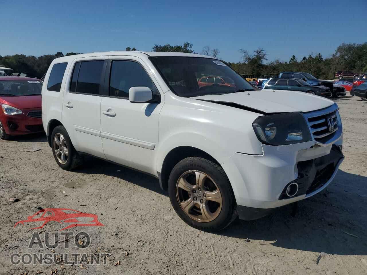 HONDA PILOT 2013 - 5FNYF3H77DB018345