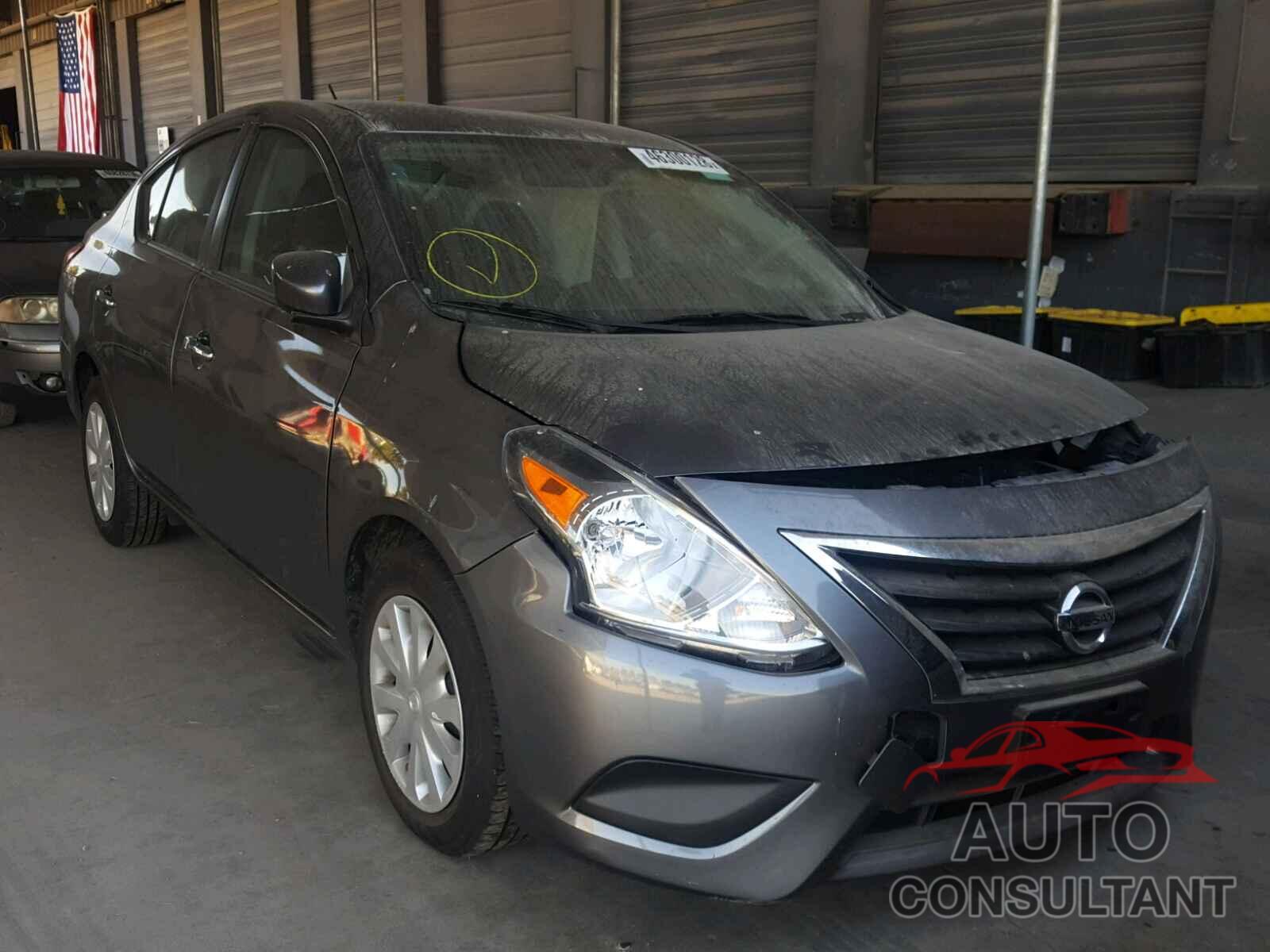 NISSAN VERSA 2018 - 3N1CN7AP7JL859340