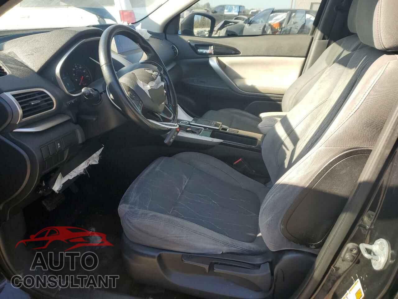 MITSUBISHI ECLIPSE 2018 - JA4AT5AA9JZ038527