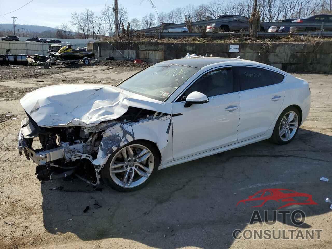 AUDI A5 2019 - WAUANCF51KA064214