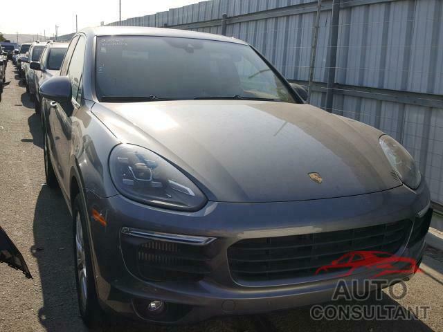 PORSCHE CAYENNE S 2018 - WP1AB2A2XJLA60036