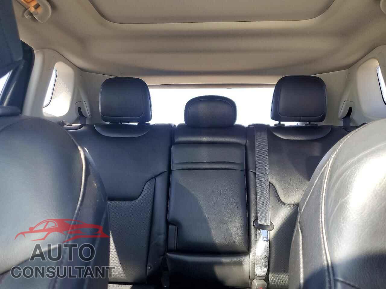 JEEP COMPASS 2017 - 3C4NJDDB7HT646365