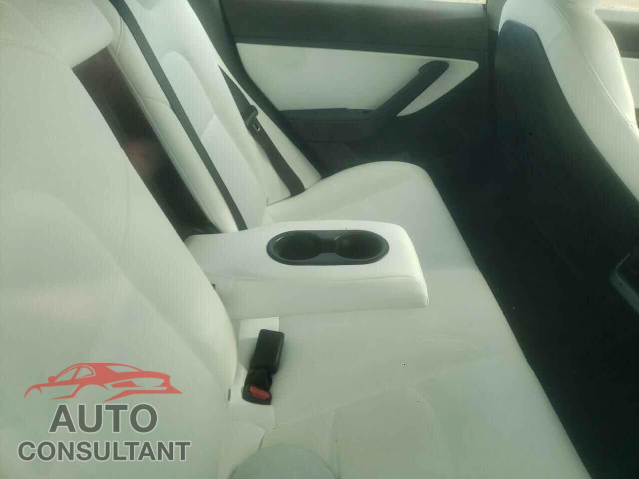 TESLA MODEL 3 2021 - 5YJ3E1EB3MF873506