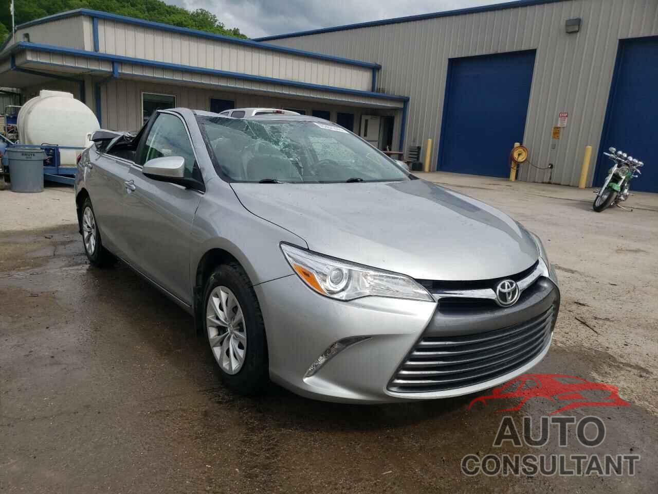 TOYOTA CAMRY 2016 - 4T4BF1FK1GR571555