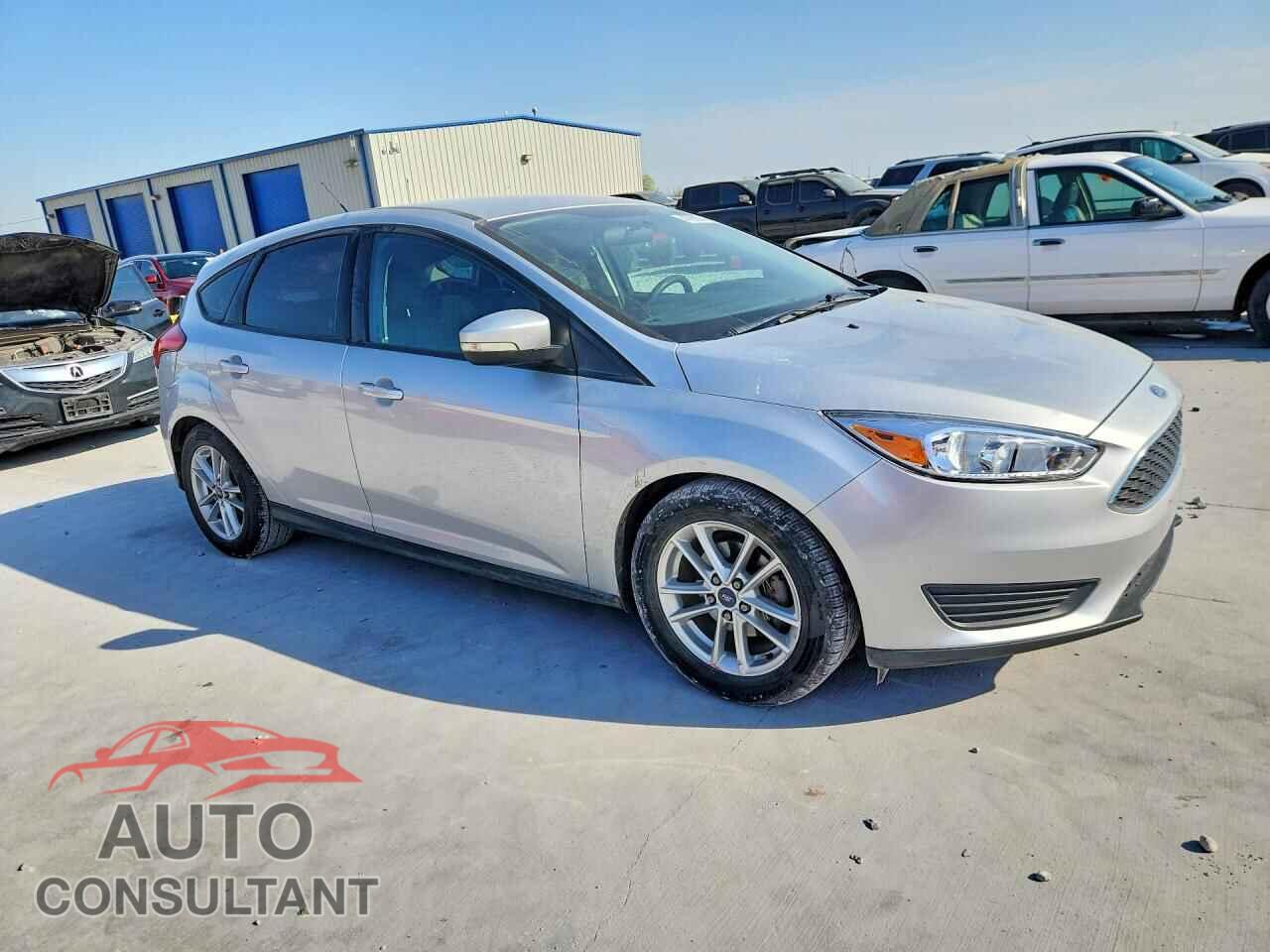 FORD FOCUS 2016 - 1FADP3K2XGL351817