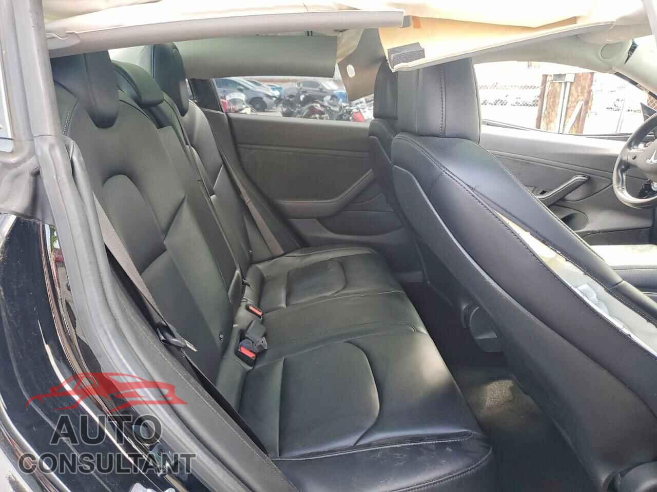 TESLA MODEL 3 2018 - 5YJ3E1EA8JF006654