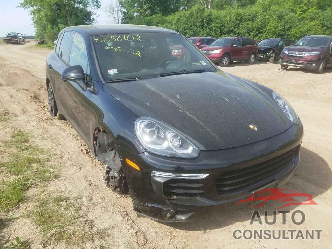 PORSCHE CAYENNE 2016 - WP1AA2A29GLA04634