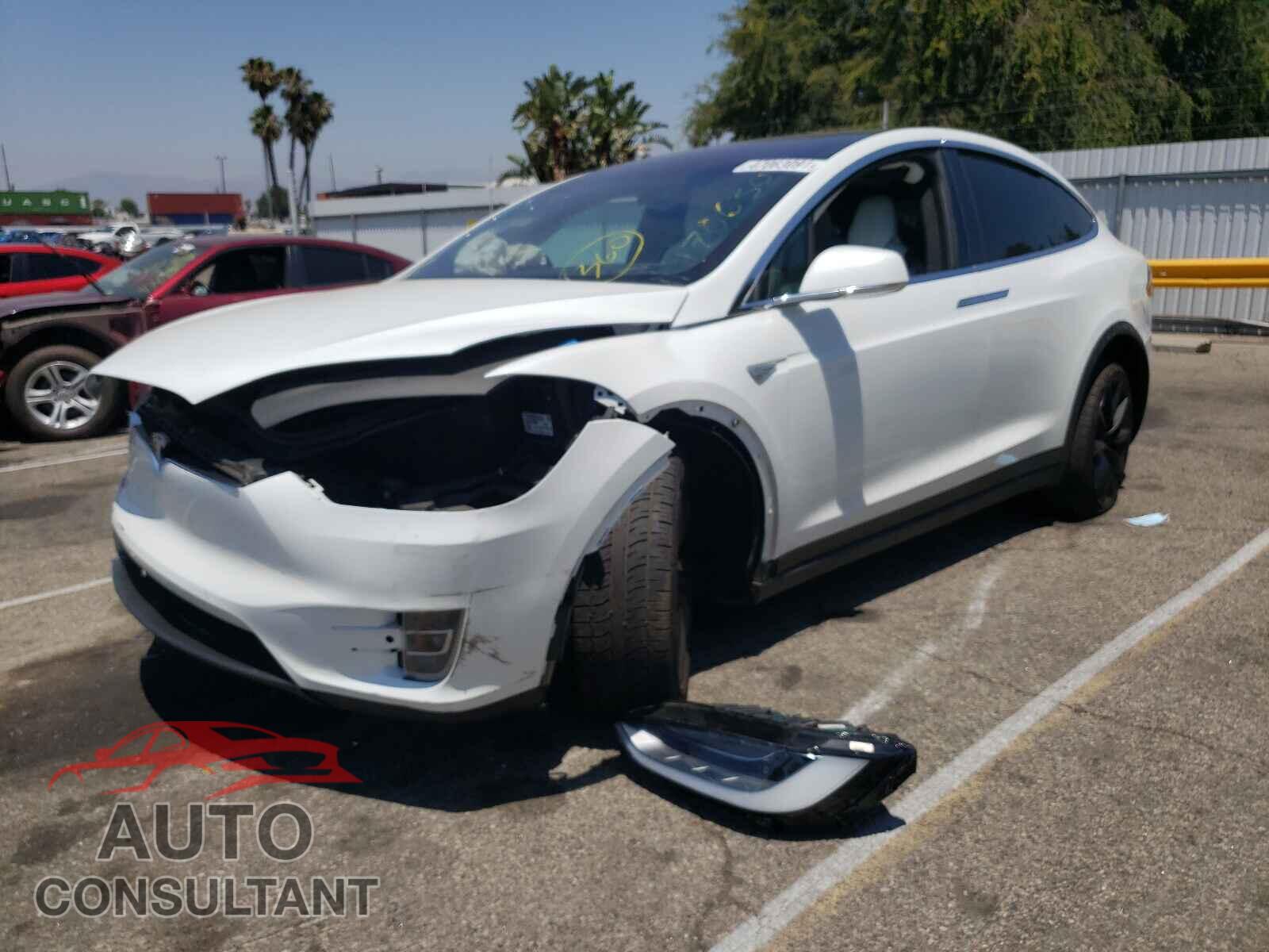 TESLA MODEL X 2016 - 5YJXCBE24GF007976